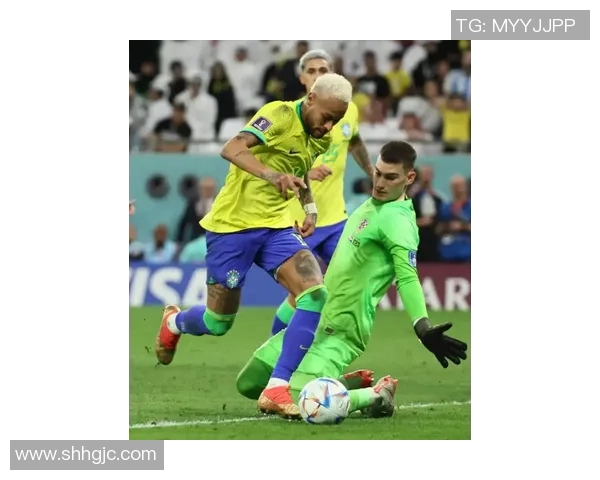 世界杯精彩对决多特蒙德点球大战逆袭拜仁全场沸腾瞬间回顾