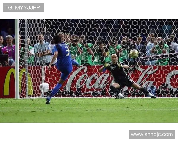 友谊赛精彩瞬间里昂逆转国米上演绝妙对决