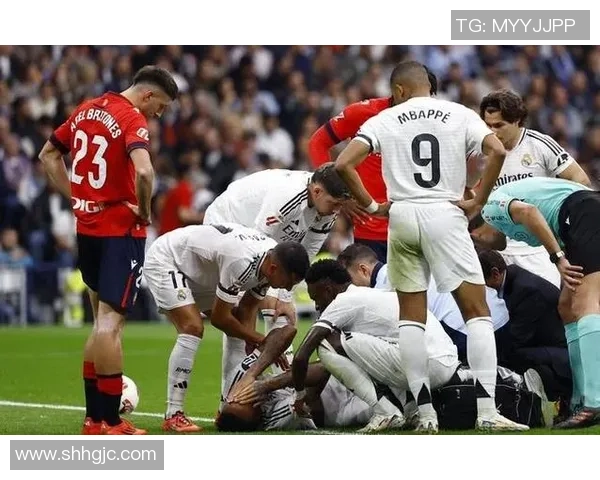 国王杯激战巴黎圣日耳曼大胜皇马引发转会风波与球迷热议