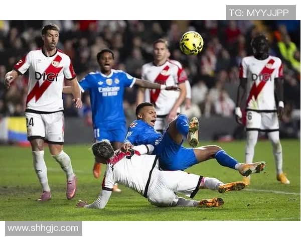 国王杯激战那不勒斯与皇马战平补时进球引发全场狂欢数据分析揭示精彩瞬间