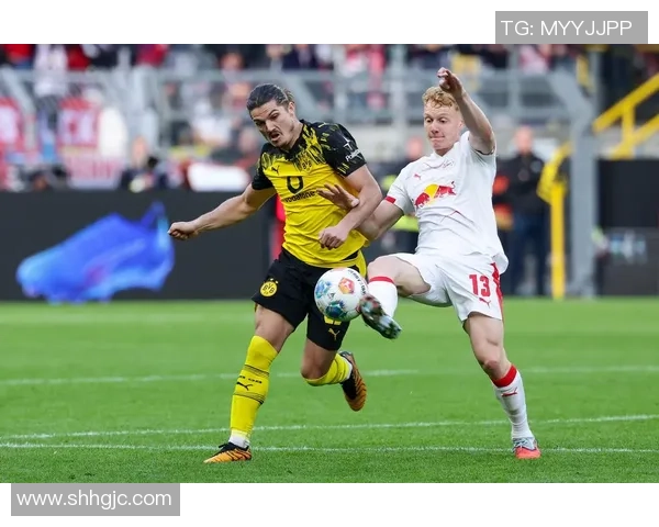 德甲激战：多特蒙德点球大战险胜莱比锡引发转会热议