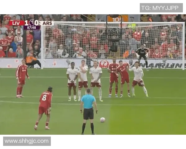 德甲激战：利物浦与阿森纳1比1平局绝杀瞬间震撼全场历史冷门再现