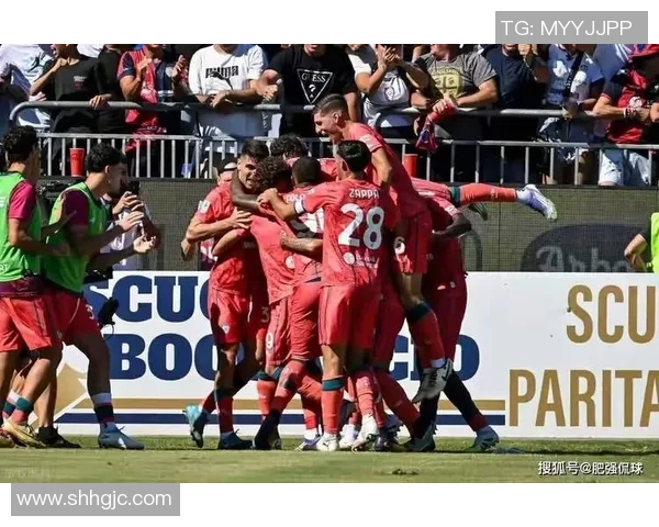 曼城友谊赛大胜国米红牌事件引发全场热议与转会传闻