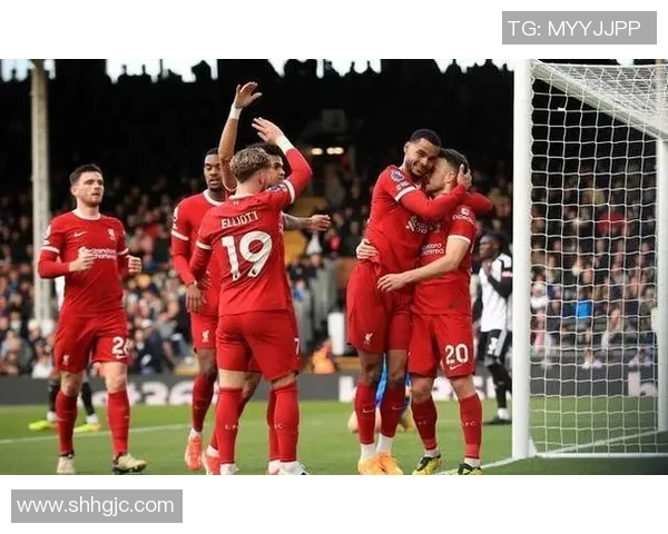 曼联狂胜皇马4-0晋级国王杯决赛绝杀时刻引爆全场激情