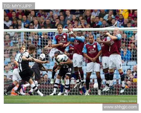 欧联杯曼城大胜热刺点球大战瞬间点燃全场激情战术解析与精彩回顾