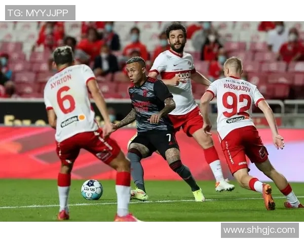 西甲激战本菲卡大胜切尔西争议判罚引发全场沸腾