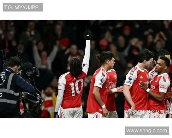 英超激战：里昂4-3逆转利物浦帽子戏法引爆全场激情