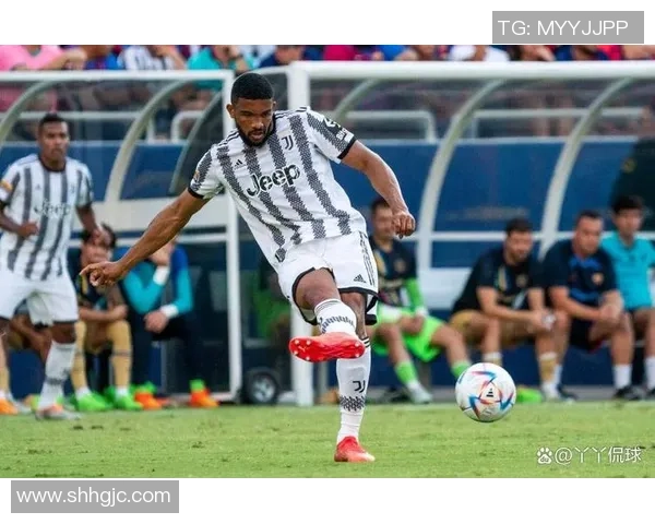 本菲卡逆袭尤文图斯2-1获胜赛后点评引发热议与讨论 本菲卡逆袭尤文图斯2-1获胜赛后点评引发热议与讨论