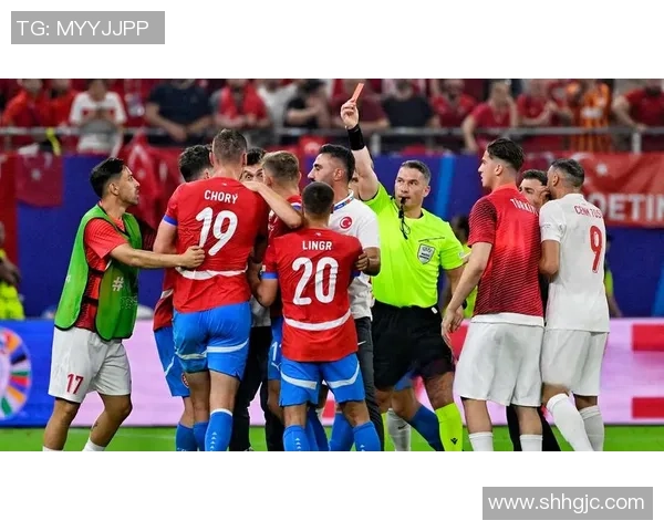 世界杯热刺与那不勒斯激战成和争议判罚引发全场热议