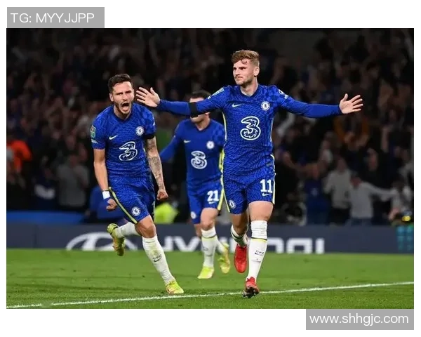 切尔西在足总杯中以五球大胜莱比锡赛场惊喜瞬间引发全场欢呼