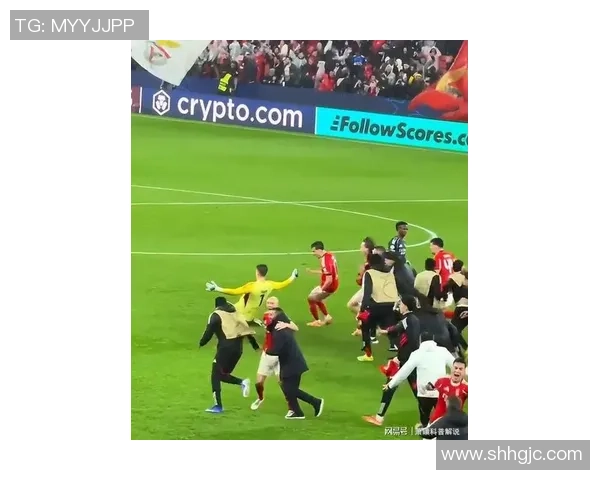 意甲赛场惊现冷门皇马4-0横扫多特蒙德红牌事件引发全场热议