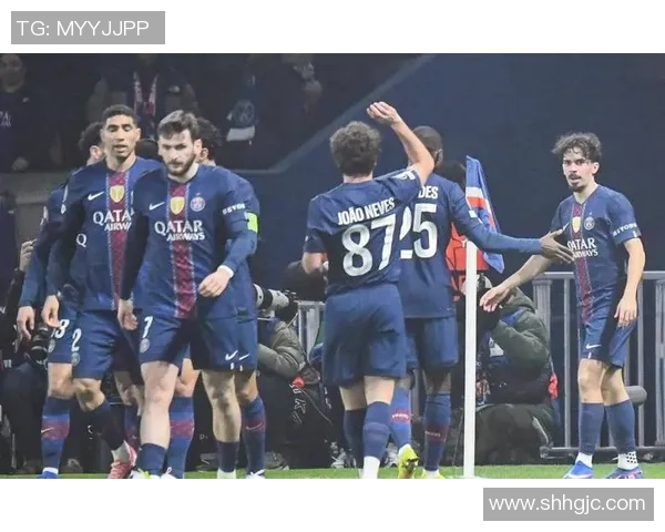 那不勒斯逆袭巴黎圣日耳曼国王杯历史冷门引发全场惊叹